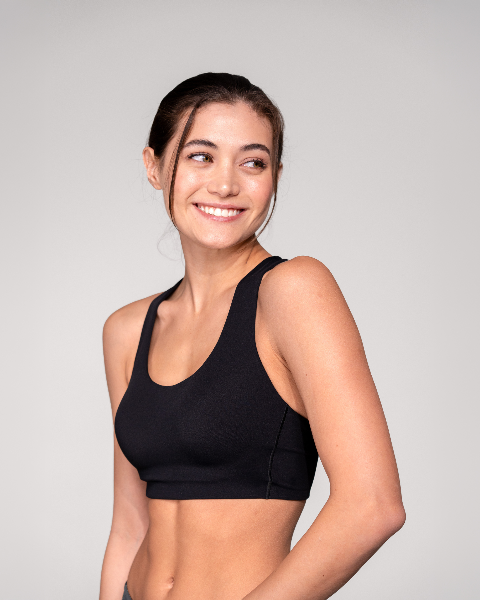 (Black)