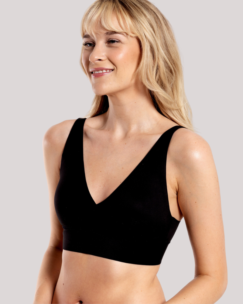 (Black)