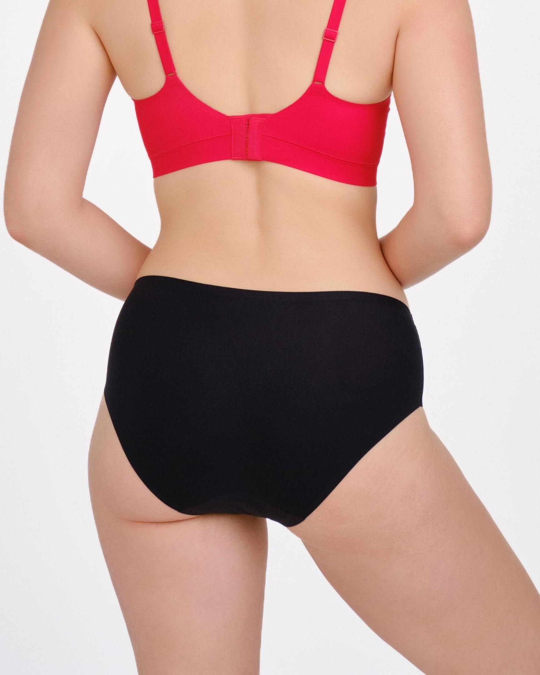(Black)