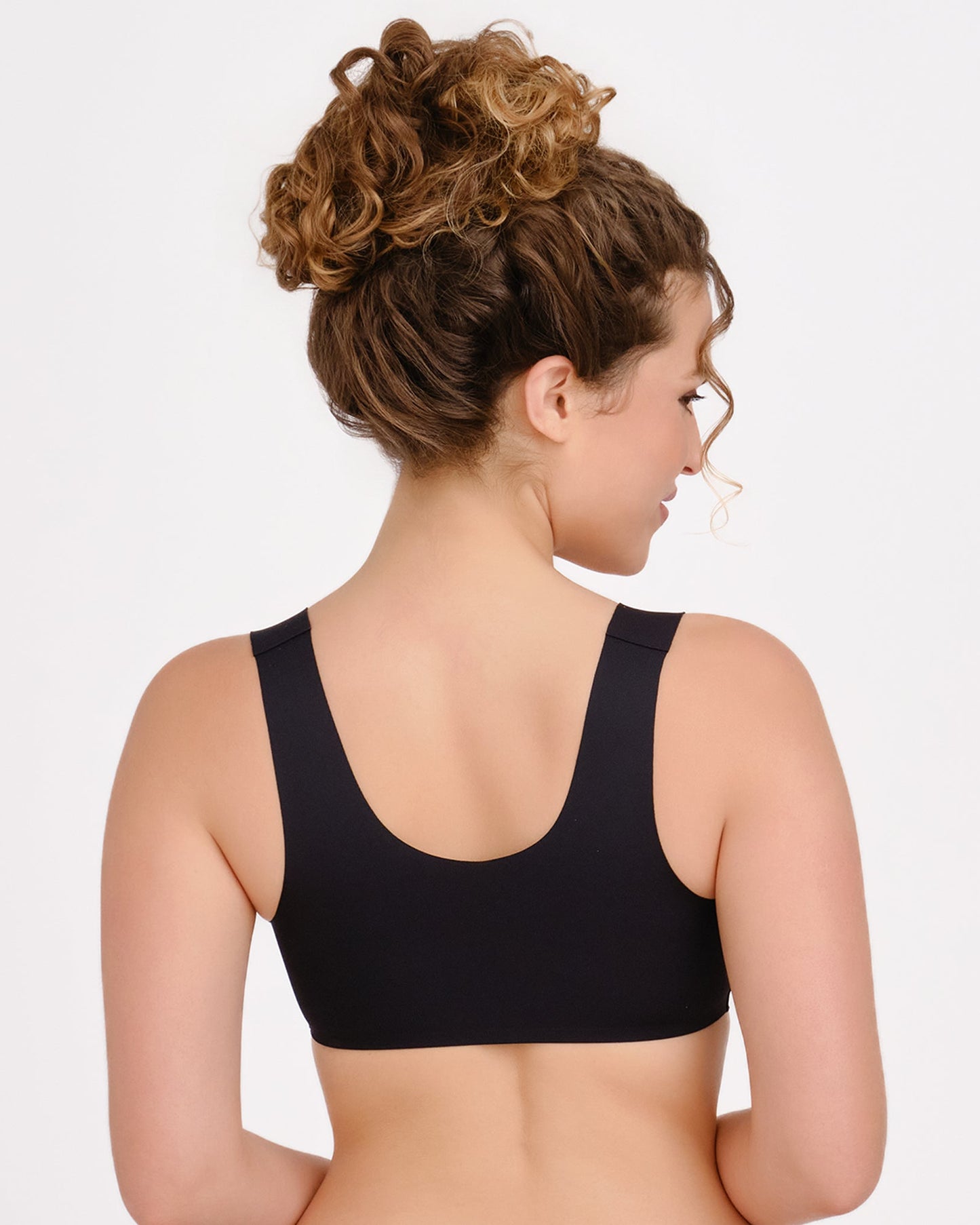 (Black)
