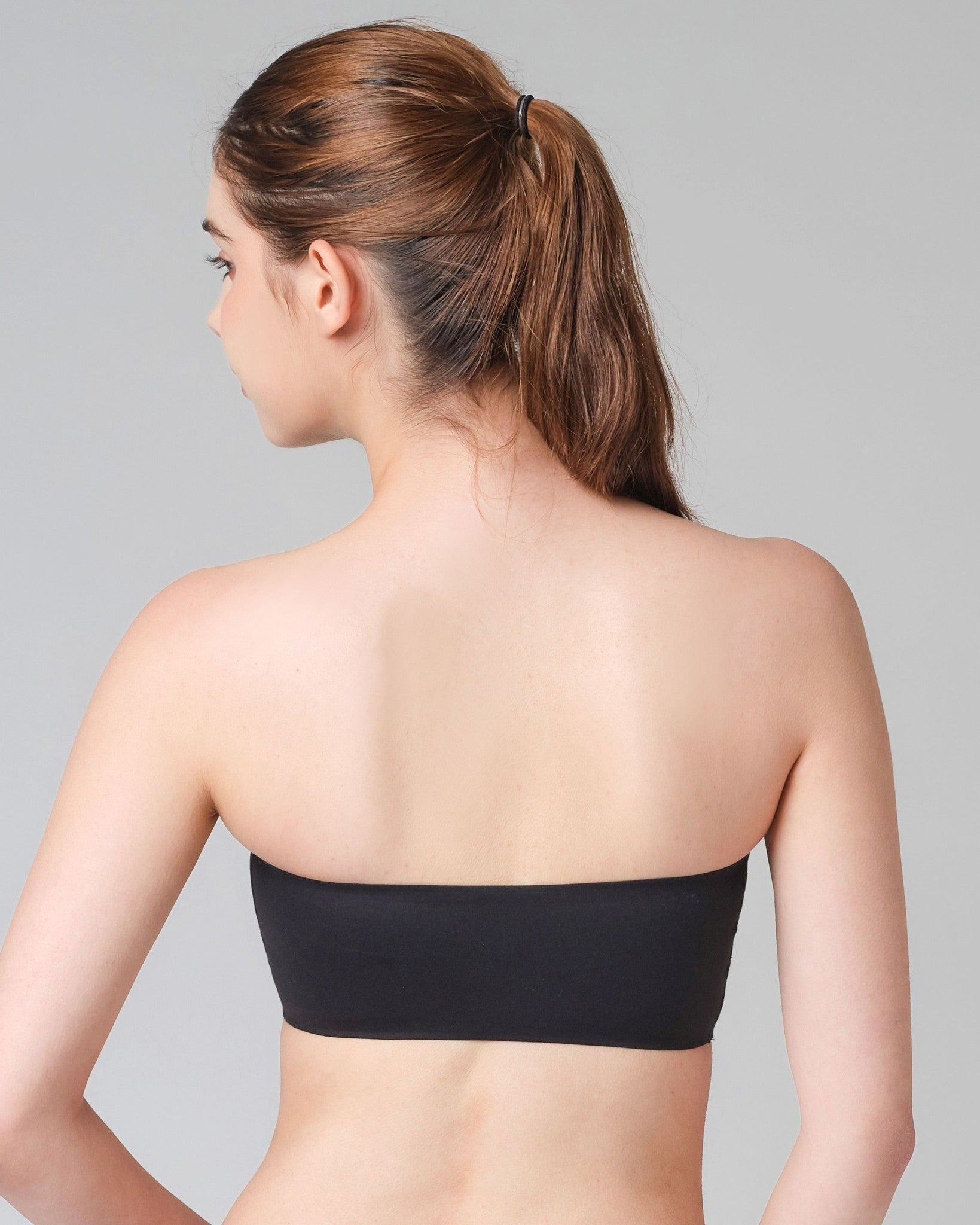 (Black)